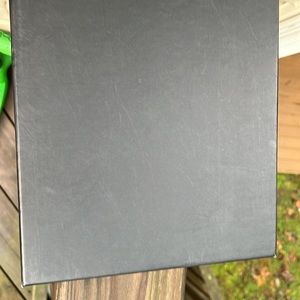 100% Cashmere Black Scarf Gift Box Italy Brand New Luxurious